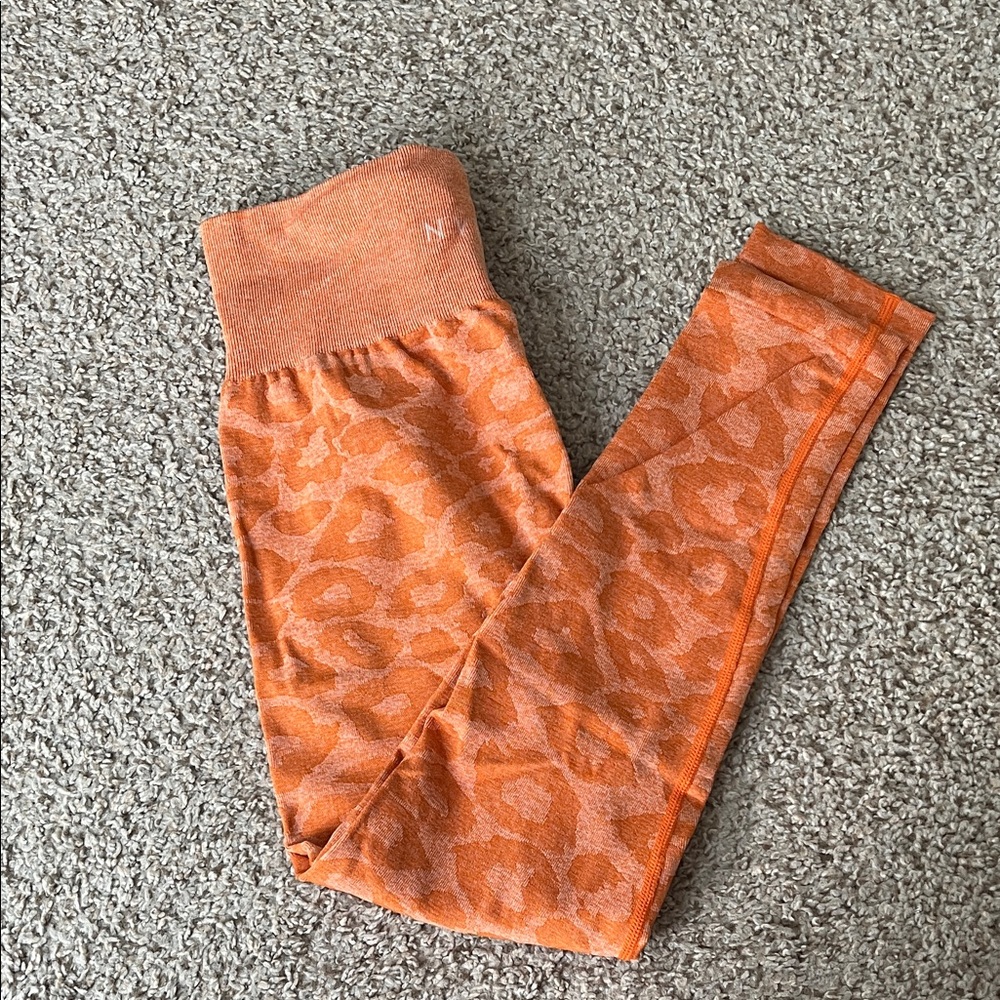 NVGTN Orange Patterned Leggings